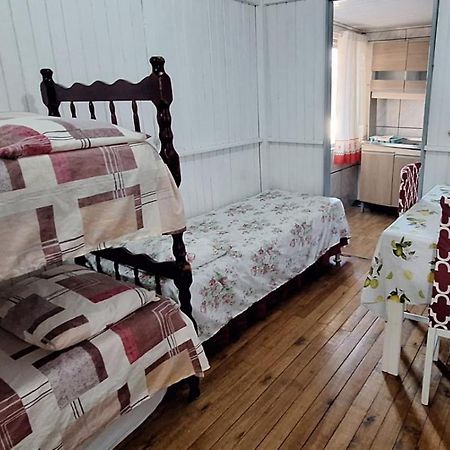 Casa De 2 Quartos Com 2 Ares-Condicionados Em Torres-Rs - Na Mais Bela Praia Gaucha - Cozinha - Banheiro - Tv Smart 32 E Wi-Fi - Estacionamento - Anfitria Superhost No Bnb Villa Екстериор снимка