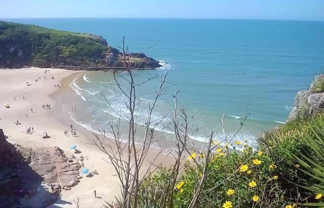 Casa De 2 Quartos Com 2 Ares-Condicionados Em Torres-Rs - Na Mais Bela Praia Gaucha - Cozinha - Banheiro - Tv Smart 32 E Wi-Fi - Estacionamento - Anfitria Superhost No Bnb Villa Екстериор снимка